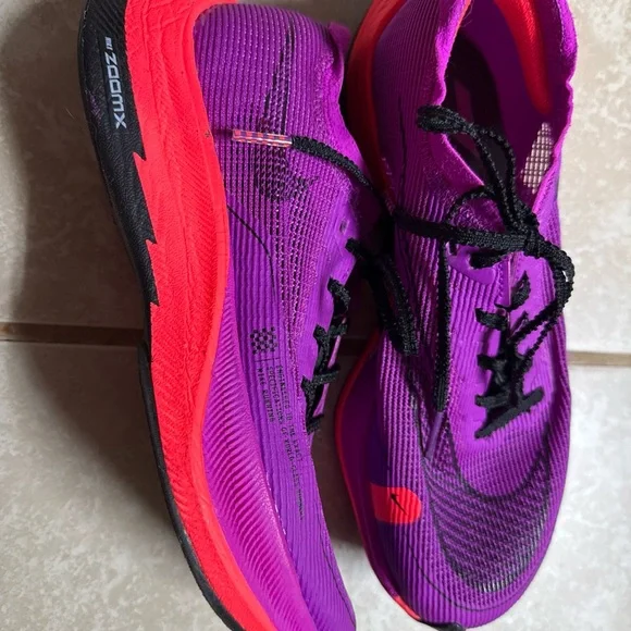 Nike womens vaporfly next 2%. - Picture 5 of 8